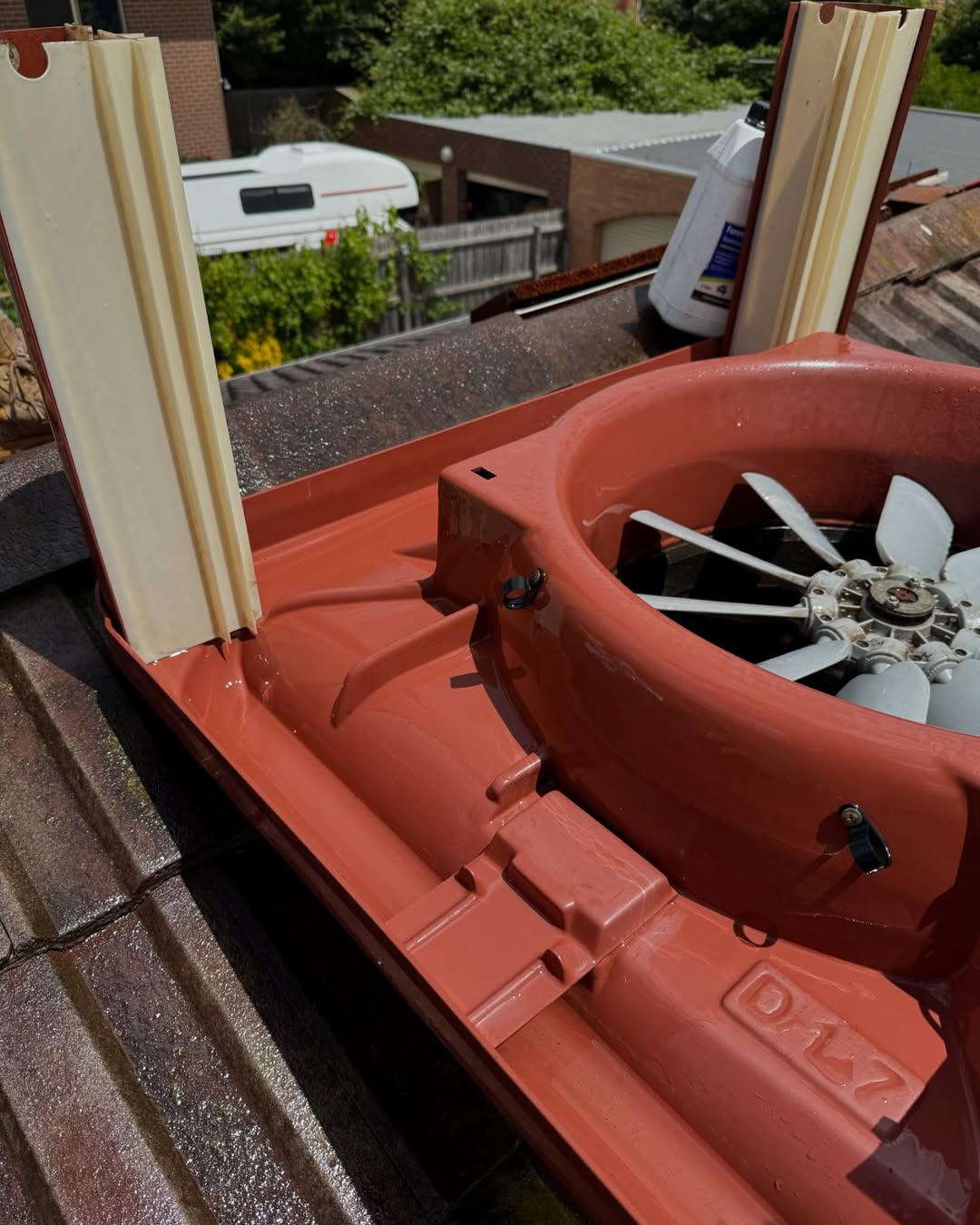 Evaporative cooler service — cooling pads and water tray